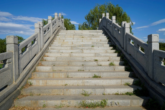 石桥