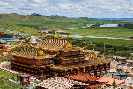 若尔盖索克藏寺