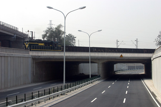北京莲石路
