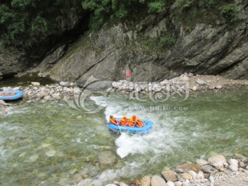 河道漂流