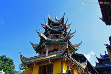灵鹰寺楼阁