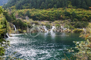 九寨沟树正瀑布群