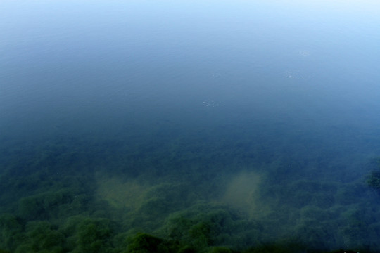 湖水