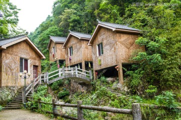 山 小木屋