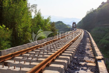 叙大铁路陡岭子隧道大桥