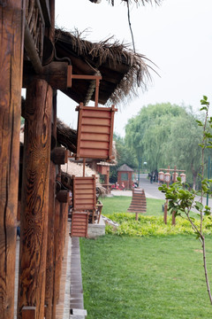 仿古建筑茅草屋