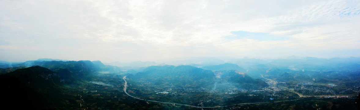 鸡峰山俯瞰图