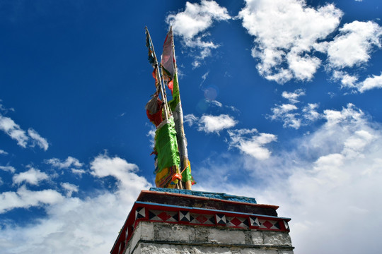 寺庙经幡