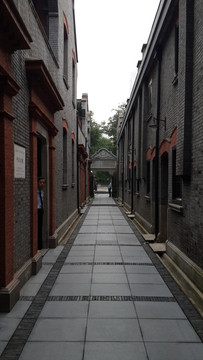 中共二大会址