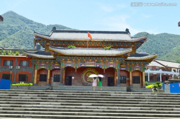 西昌邛海公园仿古建筑
