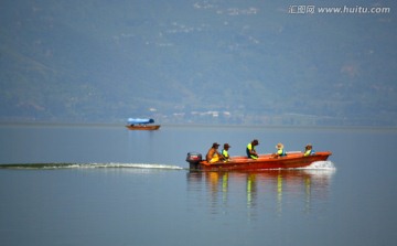 游船 快艇