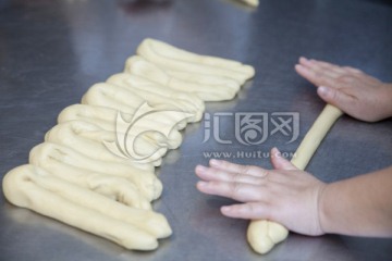 面包制作过程