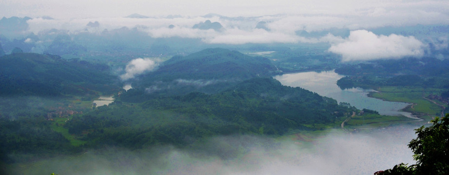 大山云烟