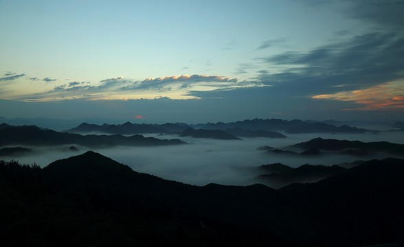 云海朝霞