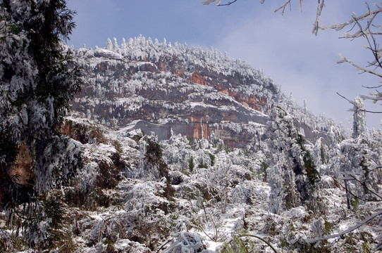 丹山雪景