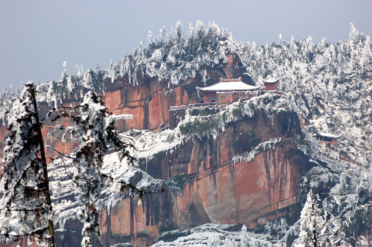 丹山雪景