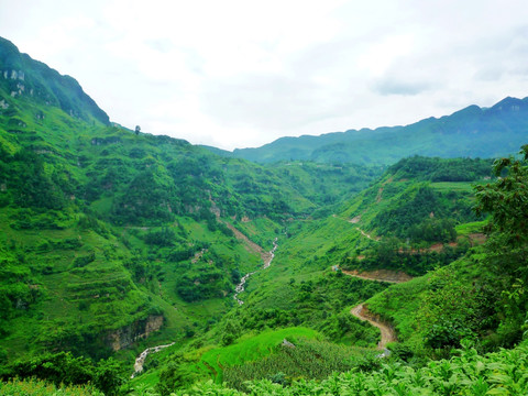 山间小溪 盘山小路 兴隆