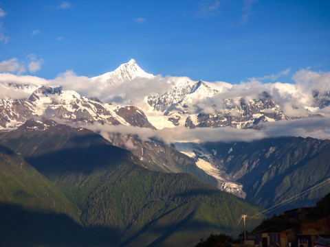 梅里雪山