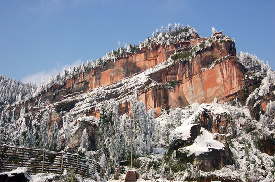 丹山雪景