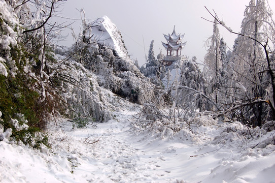 丹山雪景