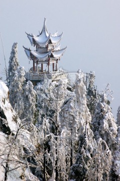 丹山雪景
