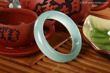 翡翠手镯