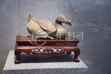 鸭子雕塑