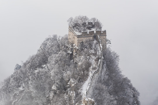 箭扣飞雪 敌楼 烽火台