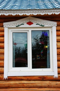 俄罗斯民居风格窗户