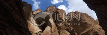 天山神秘大峡谷