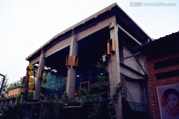 老房子小店