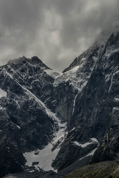 高原雪山