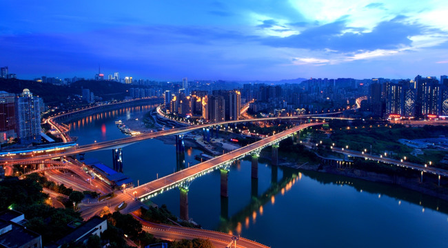 重庆嘉陵江渝澳大桥夜景