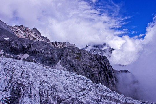 玉龙雪山