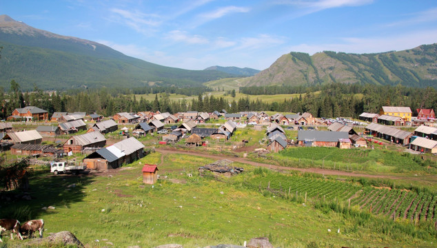 新疆喀纳斯图瓦族村落