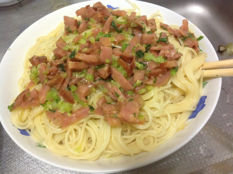 香肠意面