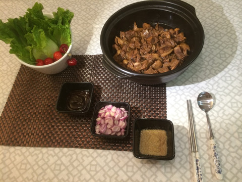 鹅肉煲