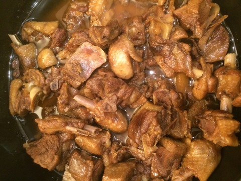 鹅肉煲