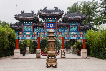 北京红螺寺牌坊