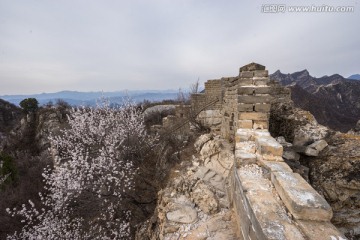 箭扣长城花季 城墙