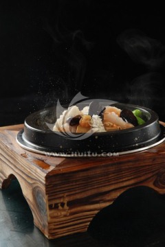 石锅海鲜豆腐