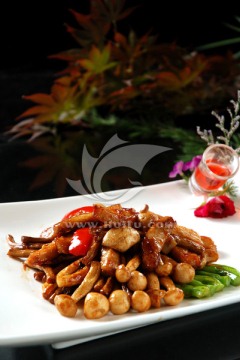 野菌炒格格肉