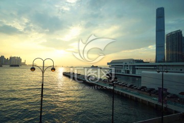 香港