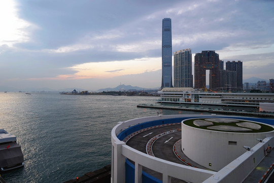 香港
