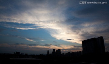 晚霞