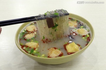 鸭血粉丝汤