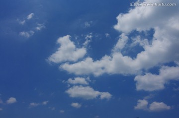 云朵 蓝天
