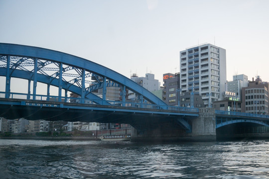 河岸 铁道桥