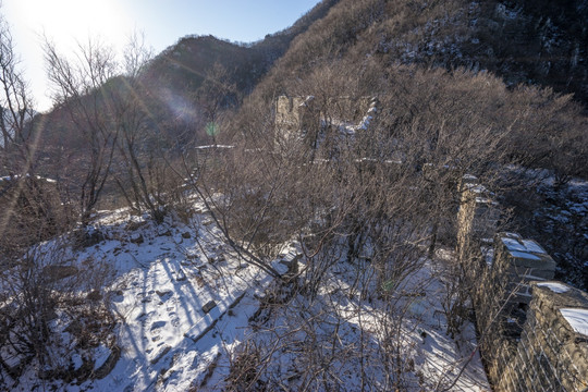 箭扣残雪 逆光 星芒