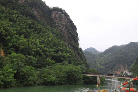 水上乐园 漂流